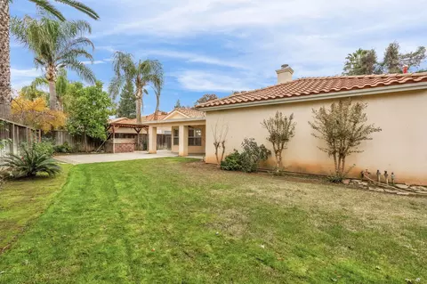 Exterior - 3410 Doubletree Way, Madera, CA 93637 photo 7 of 7