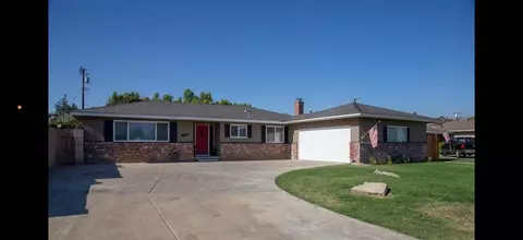 3130 W Vassar Ave, Visalia, CA 93277