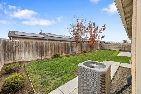 3096 Markham St, Tulare, CA 93274 photo 42