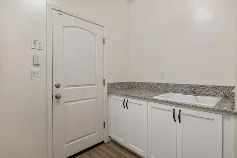 3096 Markham St, Tulare, CA 93274 photo 20
