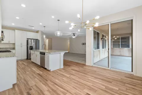 3096 Markham St, Tulare, CA 93274 photo 16