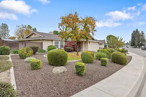 Exterior - 615 N Orange Ave, Exeter, CA 93221 photo 13 of 16