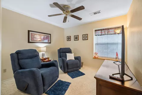 Bedroom - 615 N Orange Ave, Exeter, CA 93221 photo 3 of 4