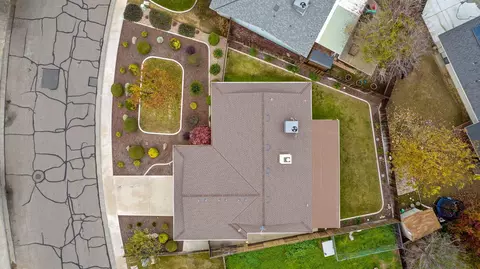 View/Area - 615 N Orange Ave, Exeter, CA 93221 photo 2 of 5