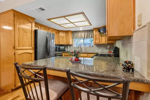 Kitchen - 615 N Orange Ave, Exeter, CA 93221 photo 4 of 4