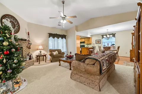 Other - 615 N Orange Ave, Exeter, CA 93221 photo 1 of 3