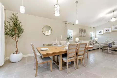 Dining - 3636 E Meadow Ct, Visalia, CA 93292 photo 4 of 4