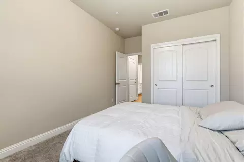 Bedroom - 3636 E Meadow Ct, Visalia, CA 93292 photo 2 of 6