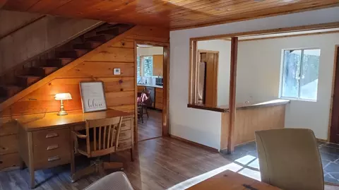 Entry Way - 594 Loop Dr, Springville, CA 93265 photo 2 of 7