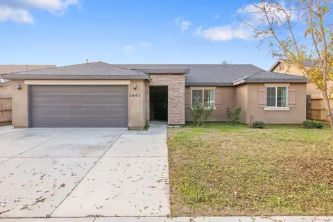 1641 N Virmargo St, Visalia, CA 93292