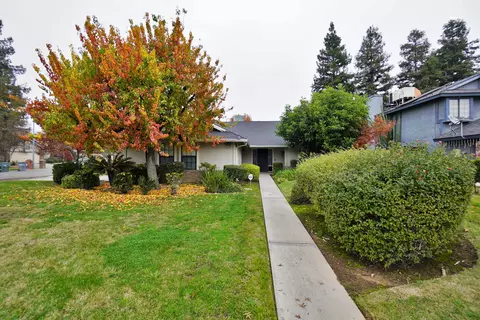 1230 W Sierra Ave, Fresno, CA 93711