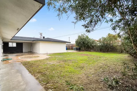 237 W Glendale Ave, Lemoore, CA 93245 photo 28