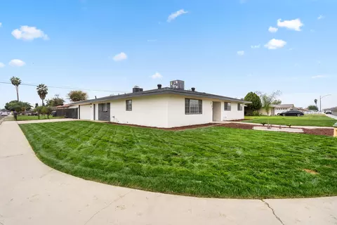 237 W Glendale Ave, Lemoore, CA 93245 photo 3