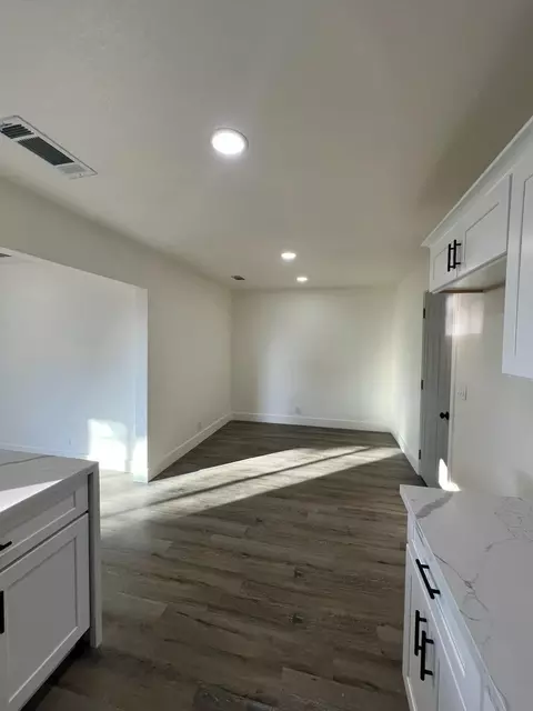Other - 614 N View St, Visalia, CA 93292 photo 2 of 2