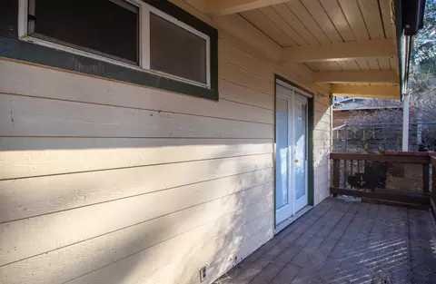 Exterior - 5608 Sheepcreek Dr, Wrightwood, CA 92397 photo 2 of 5