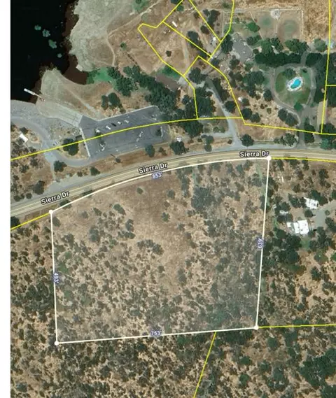 Sierra Drive Drive, Three Rivers, CA 93271 photo 3