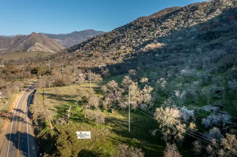 Sierra Drive Drive, Three Rivers, CA 93271