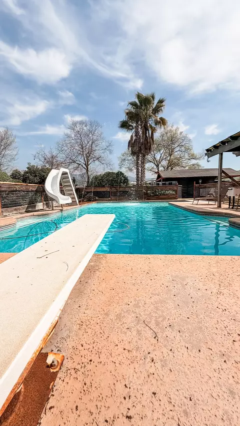 Exterior - 31338 Dahlem Dr, Exeter, CA 93221 photo 8 of 19