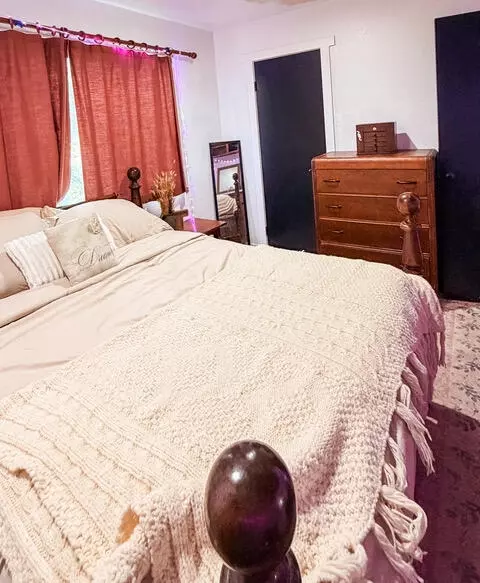 Bedroom - 31338 Dahlem Dr, Exeter, CA 93221 photo 4 of 9