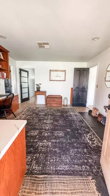 Entry Way - 31338 Dahlem Dr, Exeter, CA 93221 photo 1 of 4