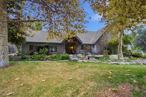 33721 Globe Dr, Springville, CA 93265
