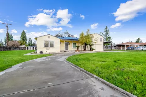 4708 W Hurley Ave, Visalia, CA 93291