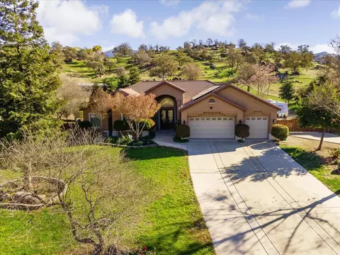 16360 Goat Ranch Rd, Springville, CA 93265