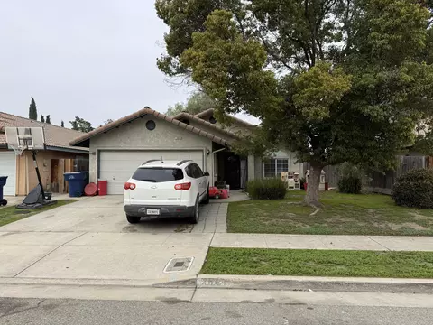 1888 Pyramid Ave, Tulare, CA 93274
