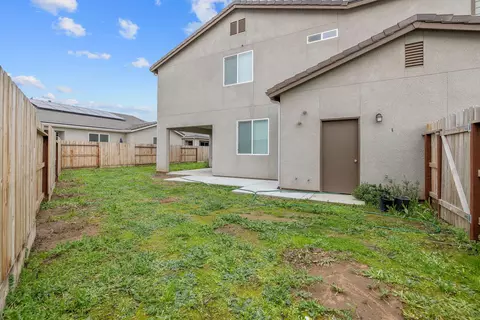 Exterior - 4103 Hoblitt Ave, Clovis, CA 93619 photo 10 of 10