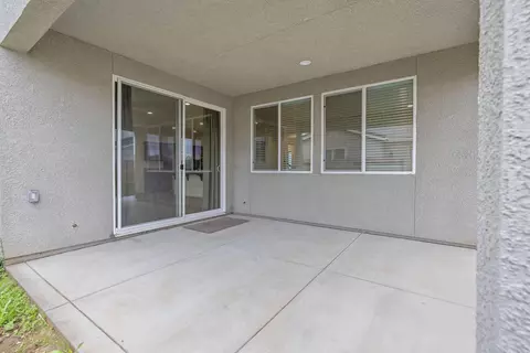 Exterior - 4103 Hoblitt Ave, Clovis, CA 93619 photo 5 of 10