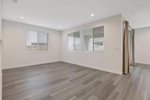Living - 4103 Hoblitt Ave, Clovis, CA 93619 photo 1 of 8