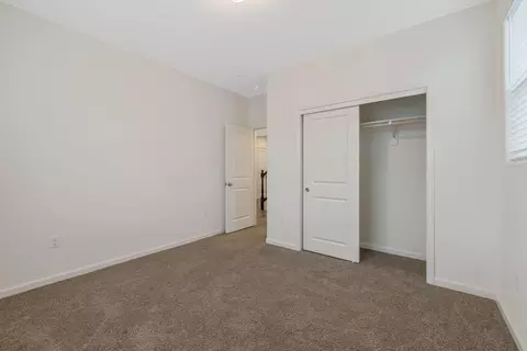 Bedroom - 4103 Hoblitt Ave, Clovis, CA 93619 photo 2 of 6