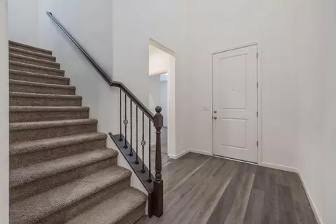 Entry Way - 4103 Hoblitt Ave, Clovis, CA 93619 photo 6 of 15