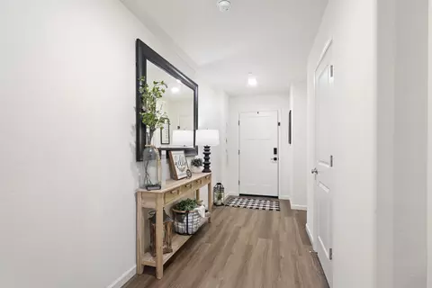 Entry Way - 2367 Sawgrass Ave, Tulare, CA 93274 photo 3 of 5
