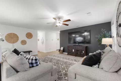 Living - 2367 Sawgrass Ave, Tulare, CA 93274 photo 1 of 1