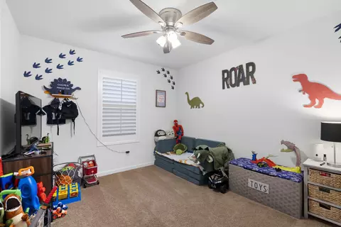 Bedroom - 2367 Sawgrass Ave, Tulare, CA 93274 photo 3 of 5