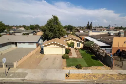 980 S Spruce St, Tulare, CA 93274