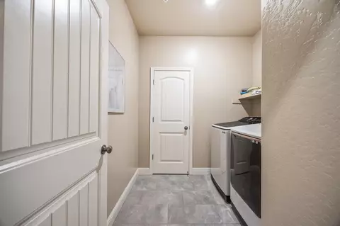 Other - 804 S Simon St, Visalia, CA 93292 photo 6 of 7