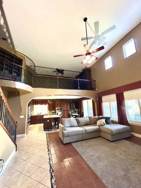 3010 W Ceres Ave, Visalia, CA 93291 photo 11