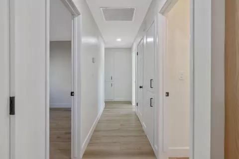 Entry Way - 1747 E Sonora Ave, Tulare, CA 93274 photo 1 of 1