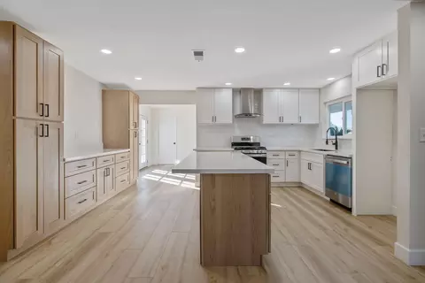 Kitchen - 1747 E Sonora Ave, Tulare, CA 93274 photo 2 of 6