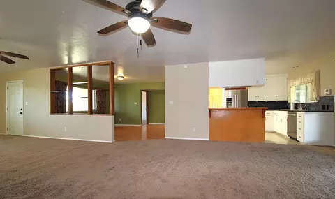 Living - 309 Sycamore Dr, Exeter, CA 93221 photo 3 of 7
