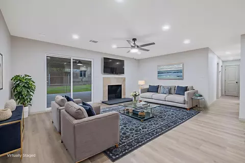 Living - 255 Lombardy Ln, Lemoore, CA 93245 photo 2 of 4