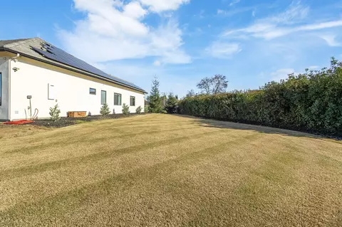 Exterior - 131 N Anderson Rd #B, Exeter, CA 93221 photo 22 of 23