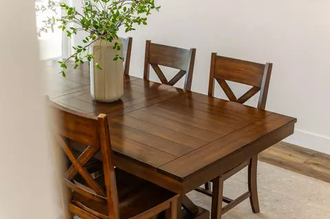 Dining - 131 N Anderson Rd #B, Exeter, CA 93221 photo 2 of 3