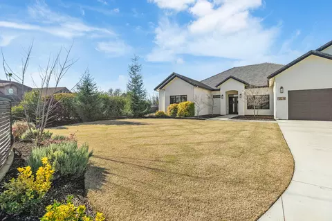 Exterior - 131 N Anderson Rd #B, Exeter, CA 93221 photo 7 of 23