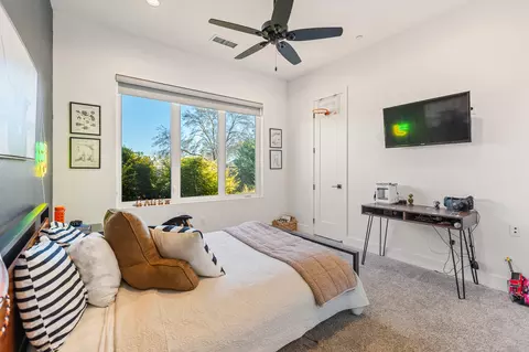Bedroom - 131 N Anderson Rd #B, Exeter, CA 93221 photo 5 of 10
