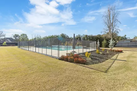 Exterior - 131 N Anderson Rd #B, Exeter, CA 93221 photo 15 of 23