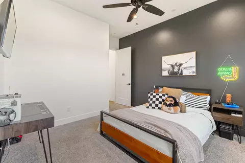 Bedroom - 131 N Anderson Rd #B, Exeter, CA 93221 photo 6 of 10