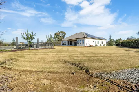 Exterior - 131 N Anderson Rd #B, Exeter, CA 93221 photo 12 of 23